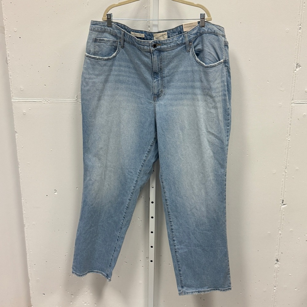 NWT Universal Thread 24 Light Wash High Rise 90s Straight Comfort Stretch Jeans